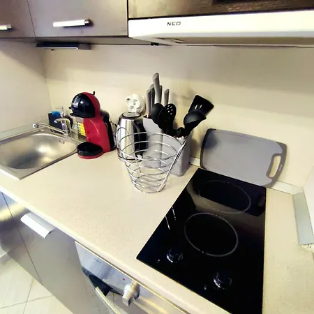 Spacious Luxury With Mountain View - Available Бансько