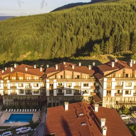 Апартаменти Spacious Luxury With Mountain View - Available